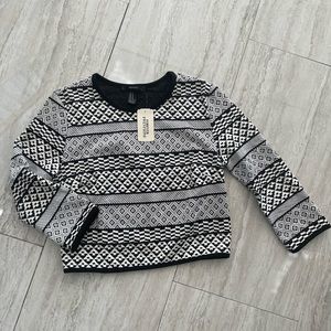 NWT Forever 21 3/4 sleeve crop top